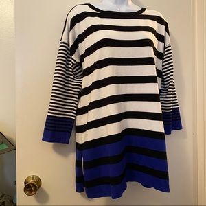DONATED Cable and Gauge Tunic sweater sz Med